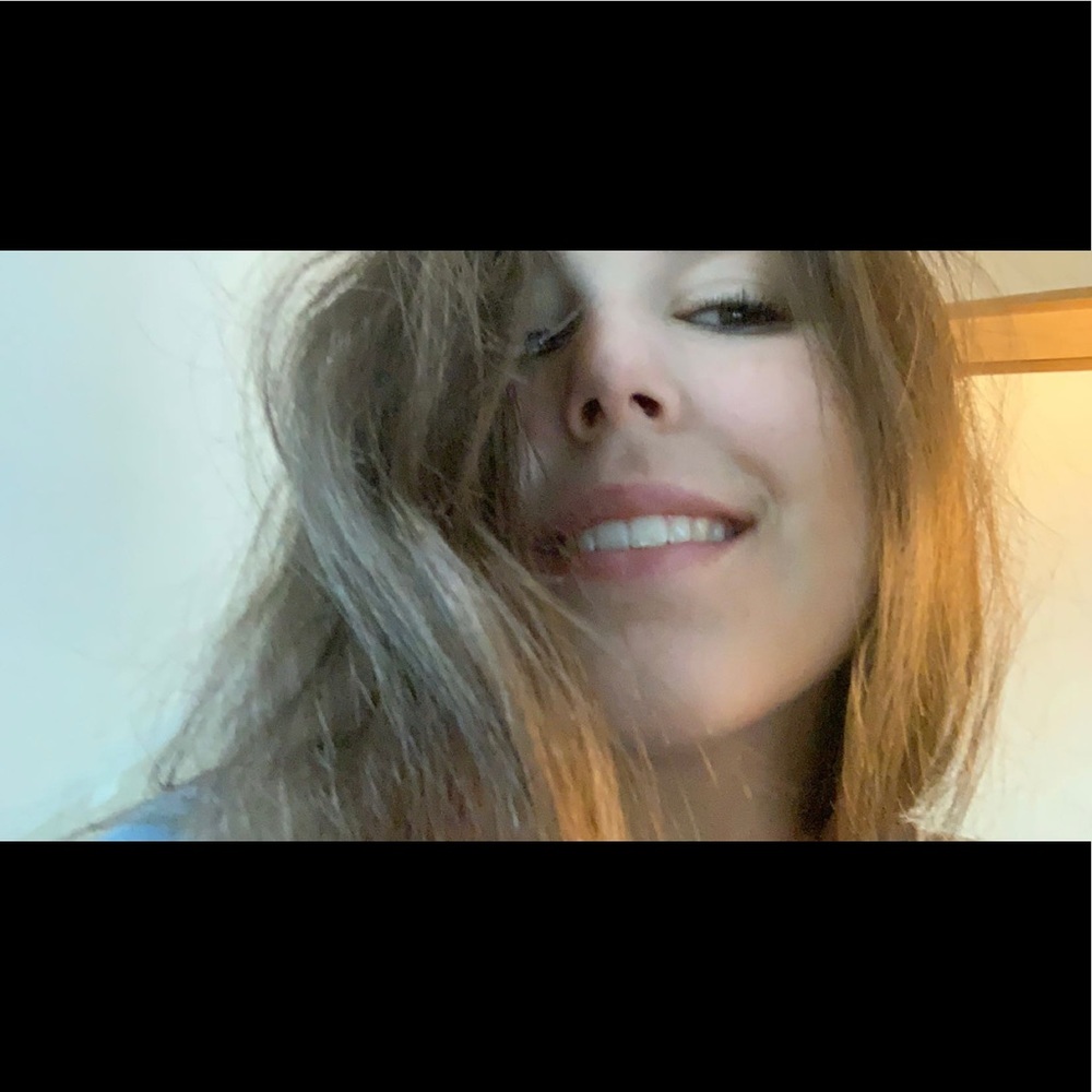 Meet your Posher, Hannah